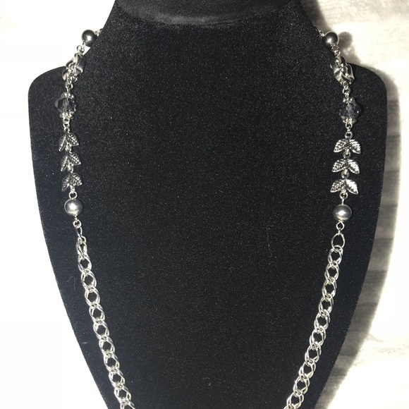 Silver-toned Flower Necklace - Picture 2 of 4